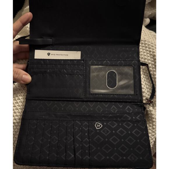 Vera Bradley RFID Wallet Wristlet Crossbody Toucan Party Magnetic Closure NWOT - Picture 6 of 7